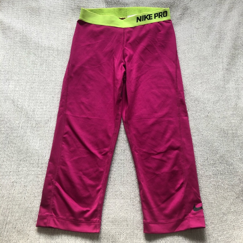 Nike Pro Capris